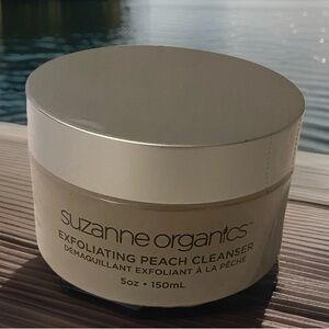 Suzanne Organics Exfoliating Peach Cleanser 5 oz NEW SEALED